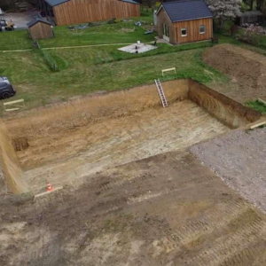 Terrassement pour une future maison.